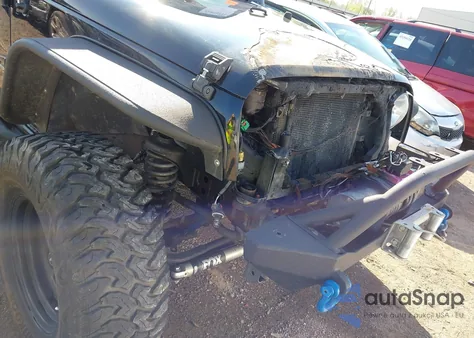 2012 Jeep Wrangler Unlimited Sahara z USA, uszkodzony, nr VIN 1C4BJWEG6CL274434